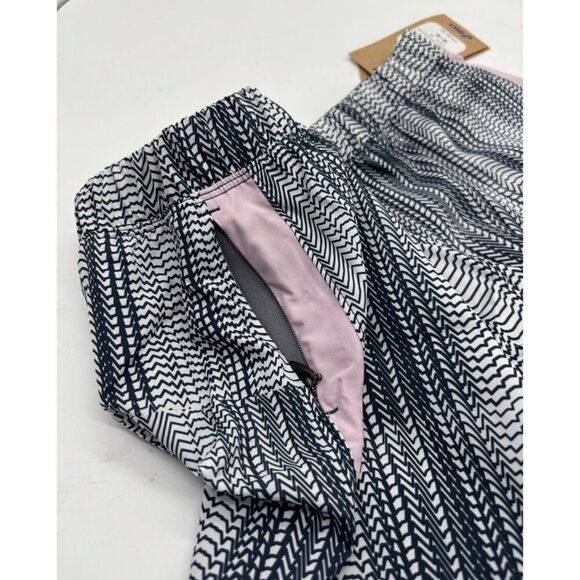 ASICS Women's Ready-Set 3In Graphic Shorts, Black/White - Picture 12 of 12